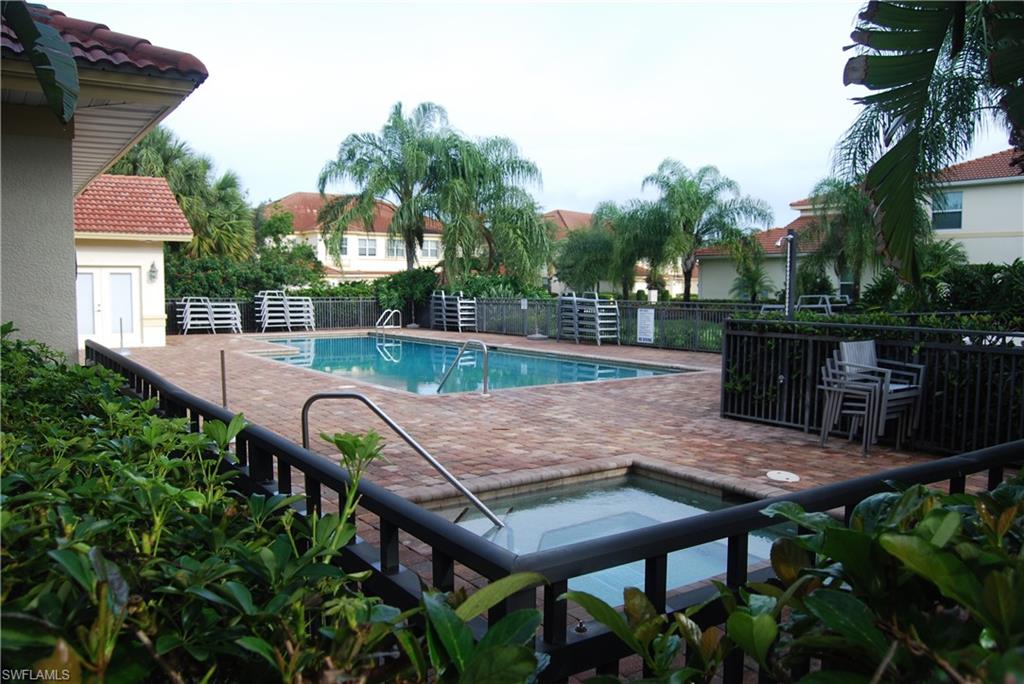 EMORY OAKS - Residential