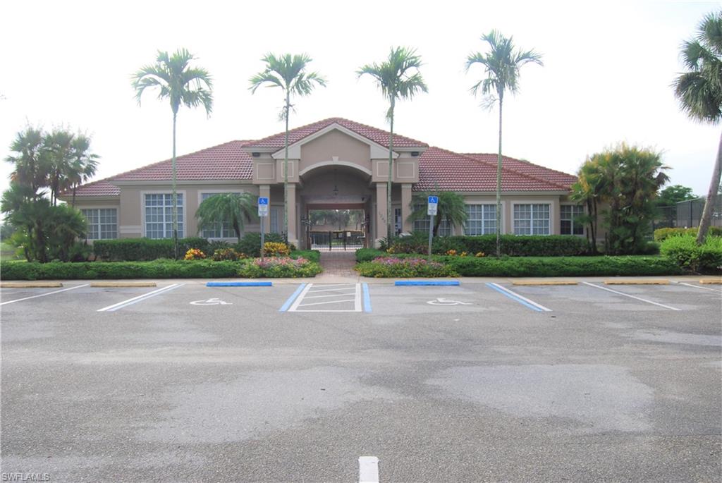 EMORY OAKS - Residential