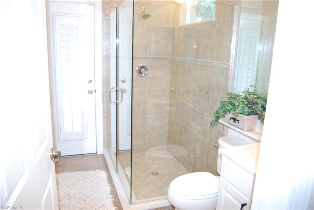 EMORY OAKS - Residential