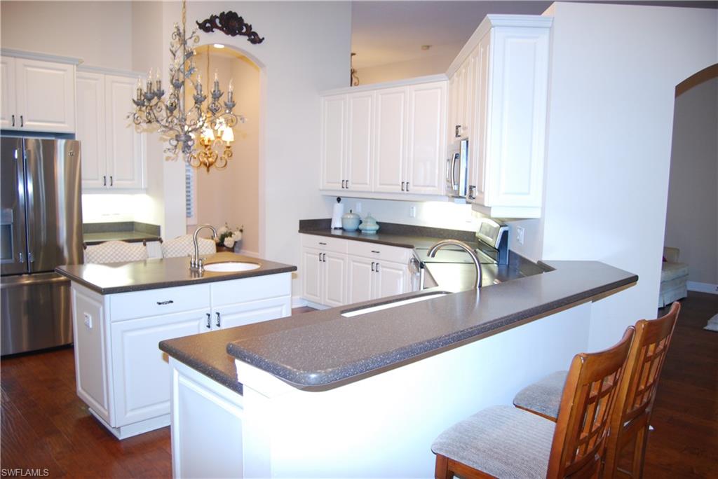 EMORY OAKS - Residential