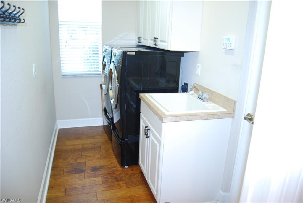 EMORY OAKS - Residential