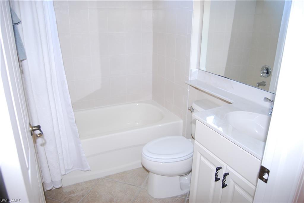 EMORY OAKS - Residential