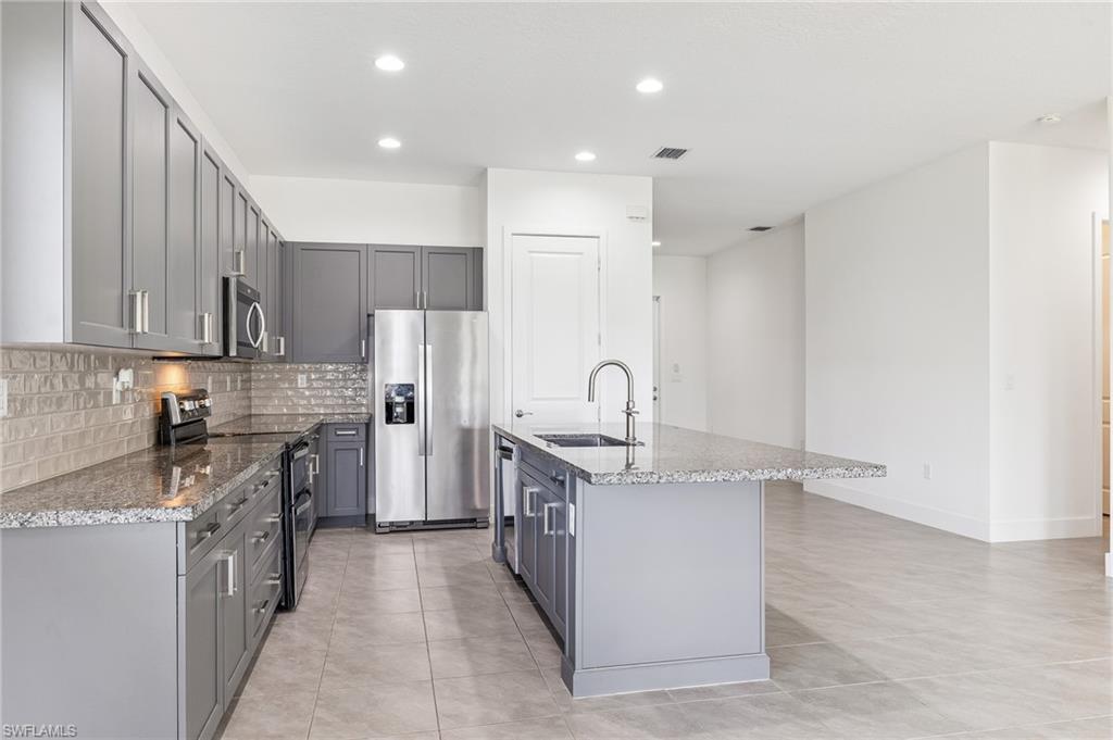 5080 Isidora LN