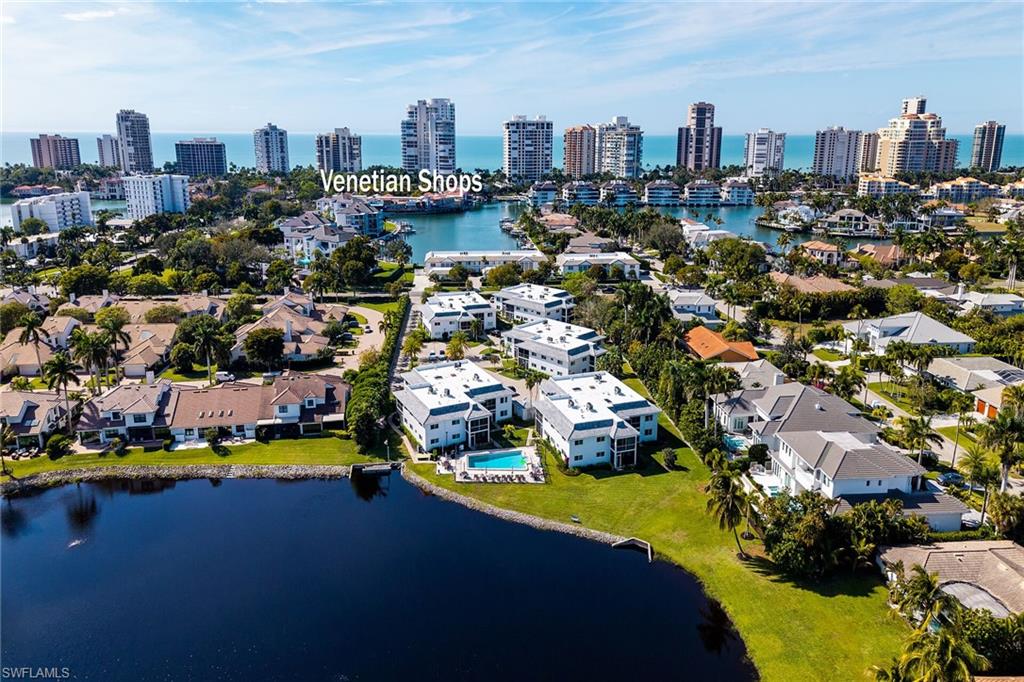 SWAN LAKE CLUB - Residential