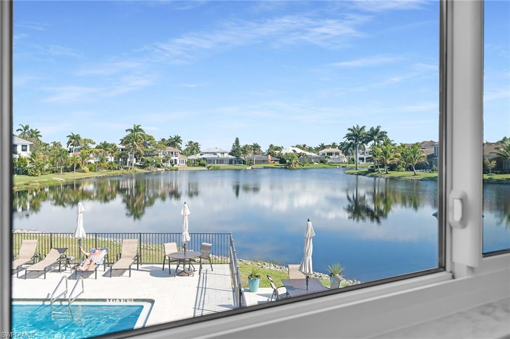 SWAN LAKE CLUB - Residential