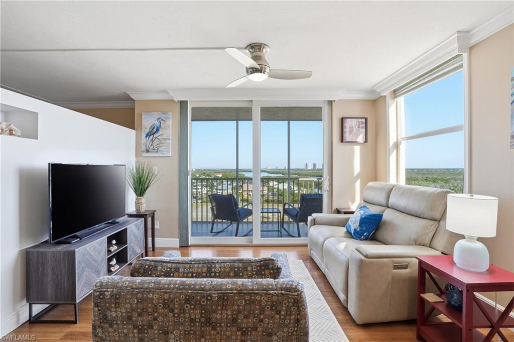 BEACH AND TENNIS CLUB - Residential