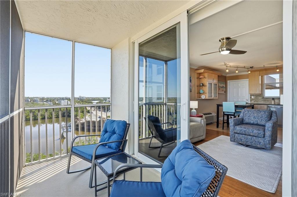 BEACH AND TENNIS CLUB - Residential