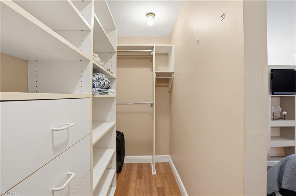 BEACH AND TENNIS CLUB - Residential