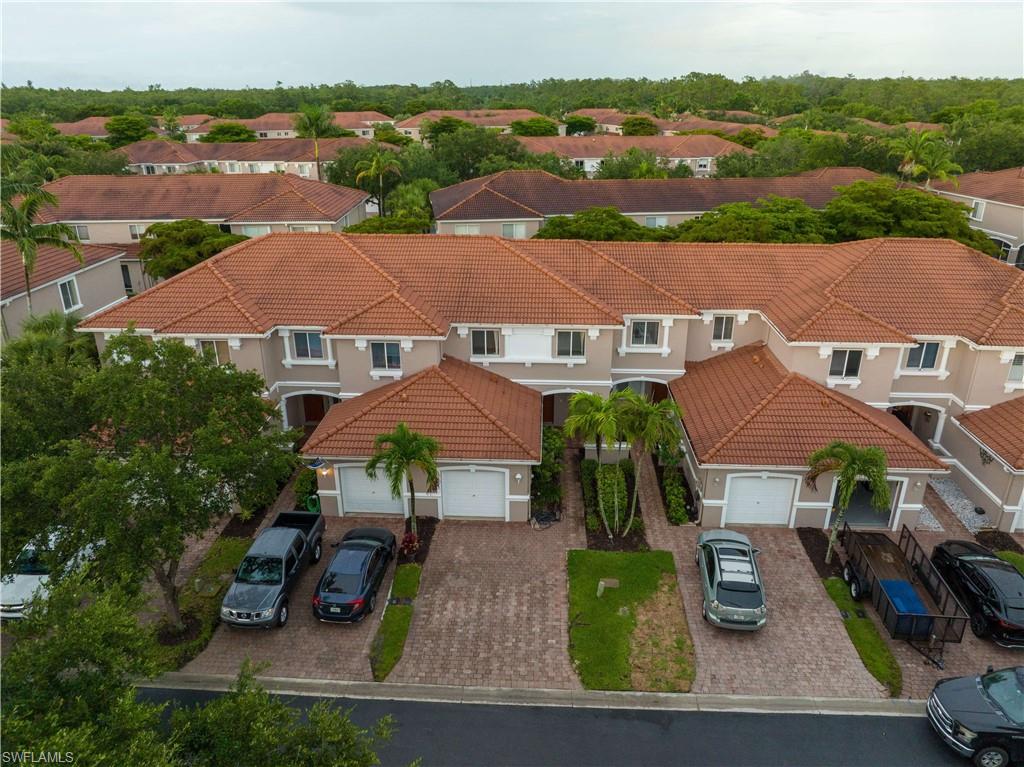 COLONNADE AT FORUM - Residential