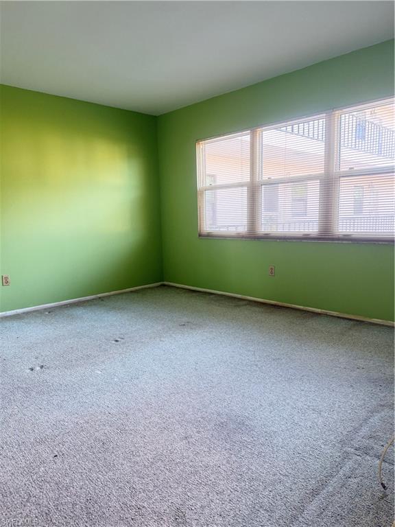 SEVEN LAKES - Residential