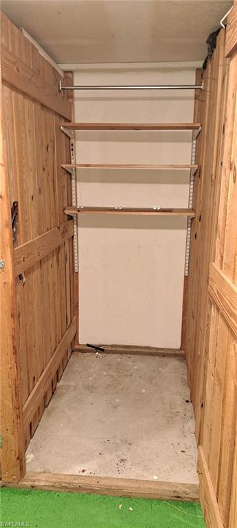 SEVEN LAKES - Residential