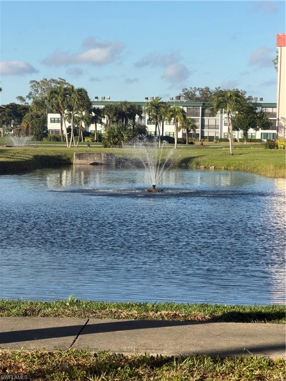 SEVEN LAKES - Residential