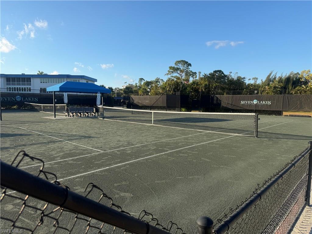 SEVEN LAKES - Residential