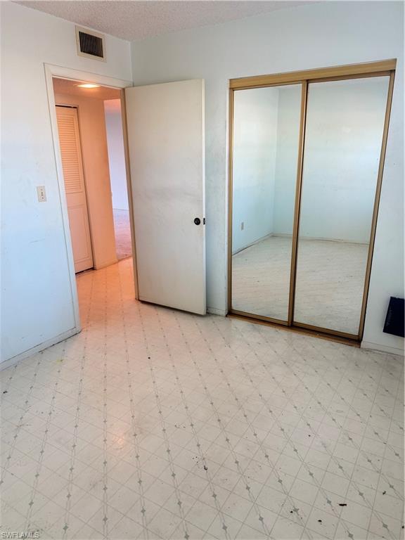 SEVEN LAKES - Residential