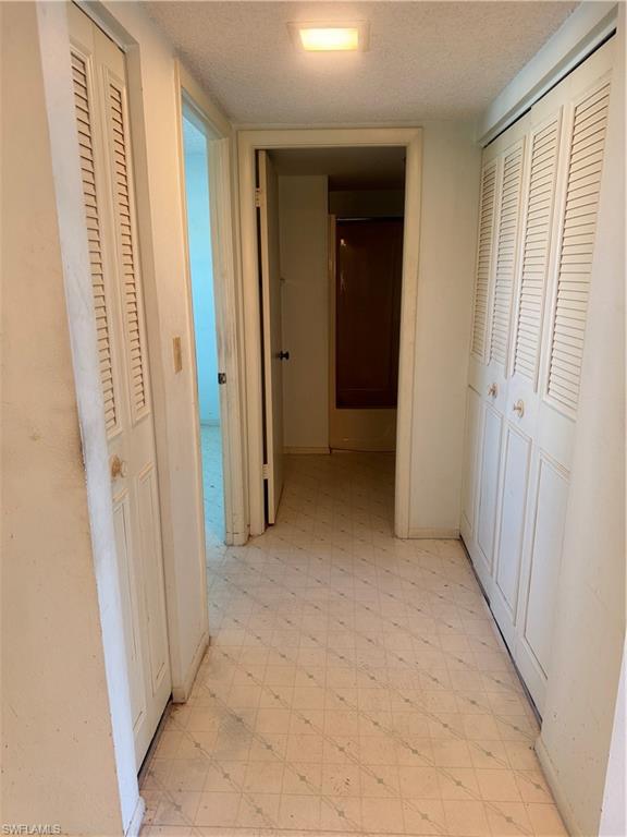 SEVEN LAKES - Residential