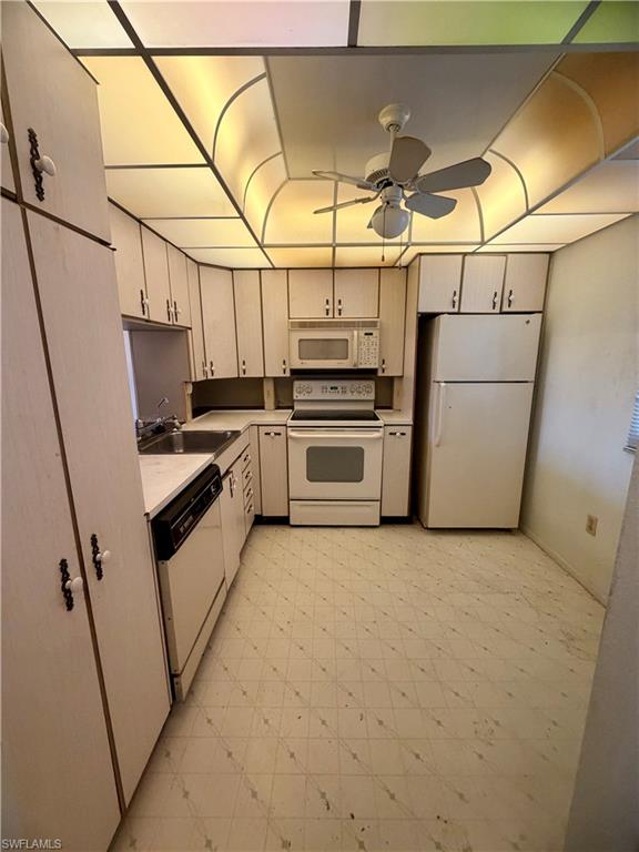 SEVEN LAKES - Residential