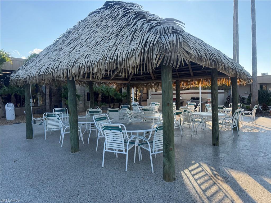 SEVEN LAKES - Residential