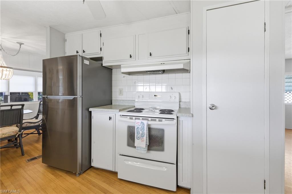 FOREST PARK MOBILE HOME - Residential