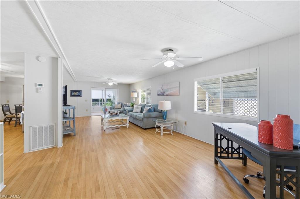 FOREST PARK MOBILE HOME - Residential