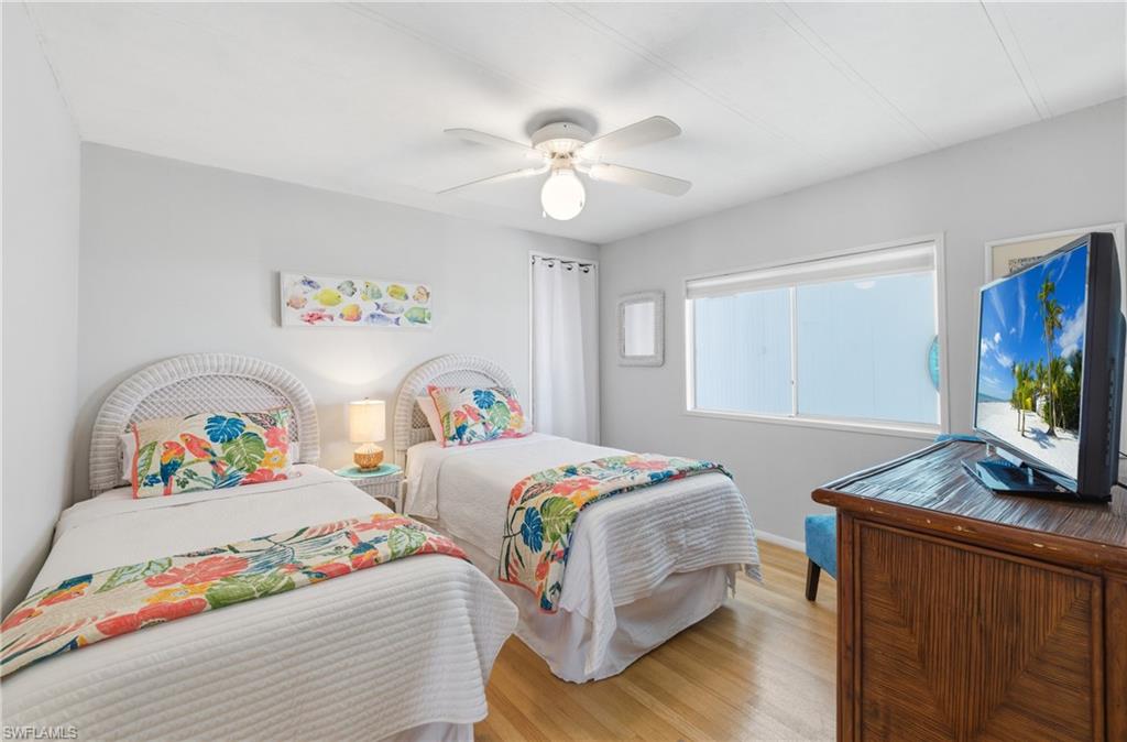 FOREST PARK MOBILE HOME - Residential