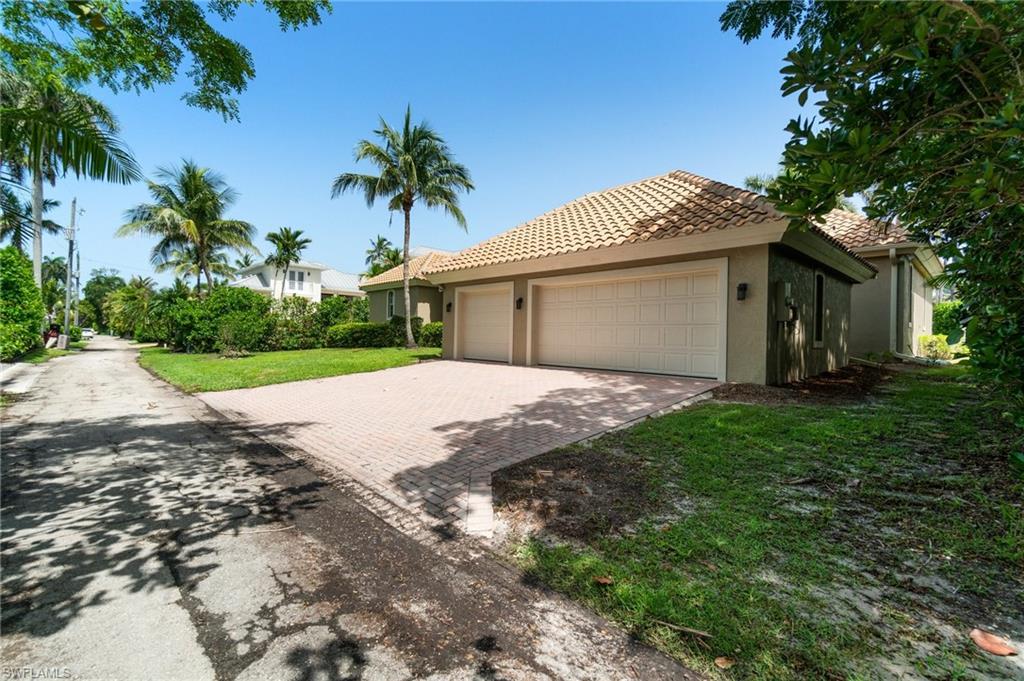 OLDE NAPLES - Residential