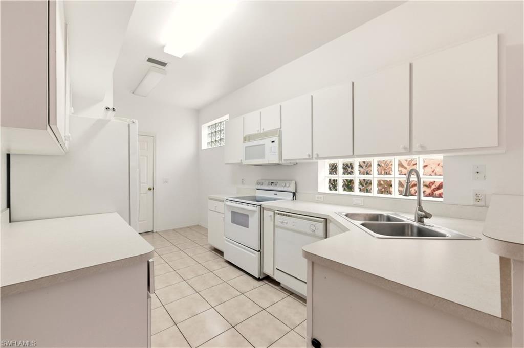 ISLAND CLUB AT CORKSCREW - Residential Lease