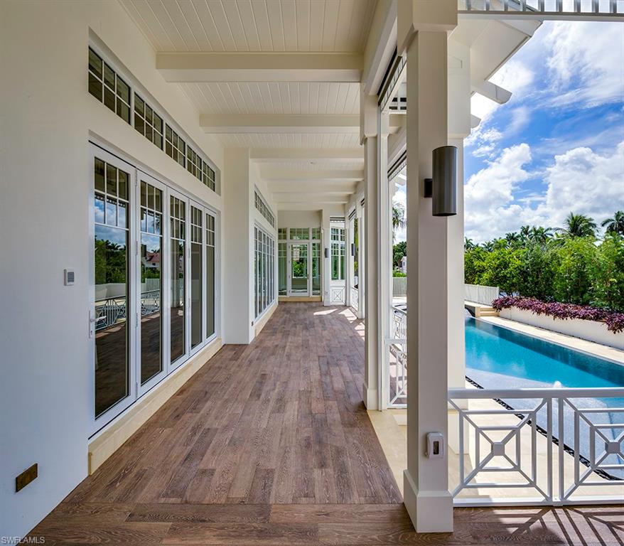 AQUALANE SHORES - Residential