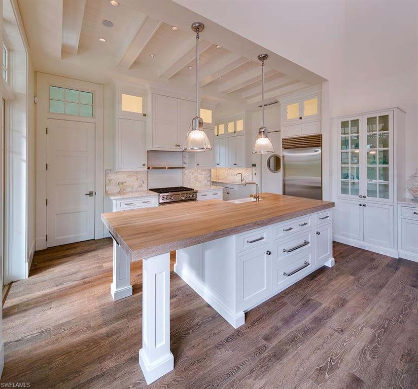 AQUALANE SHORES - Residential