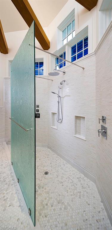 AQUALANE SHORES - Residential