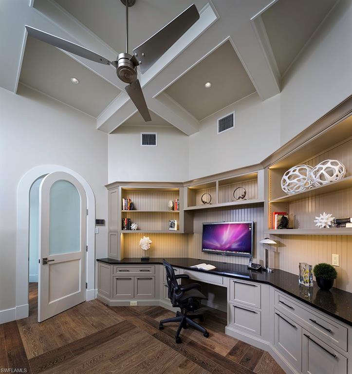 AQUALANE SHORES - Residential