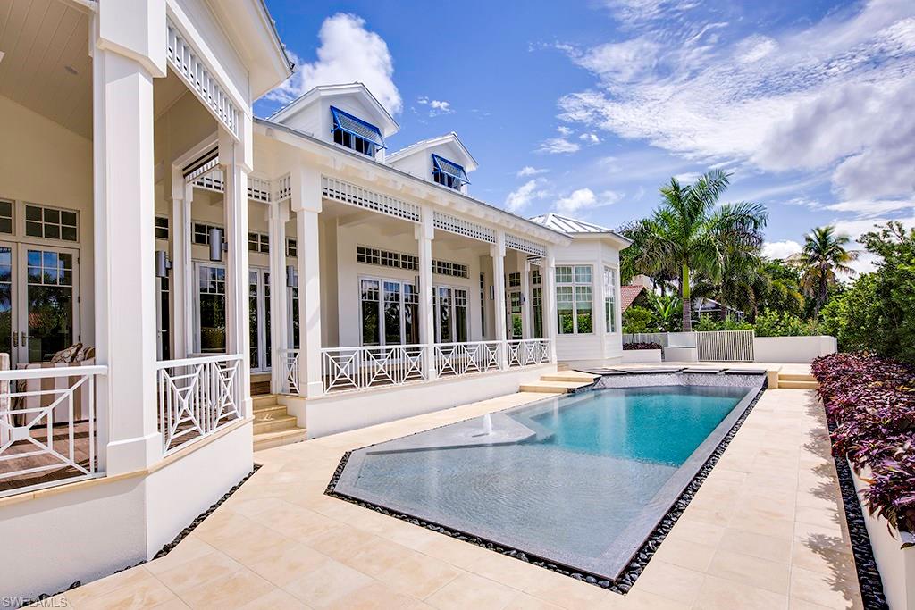 AQUALANE SHORES - Residential