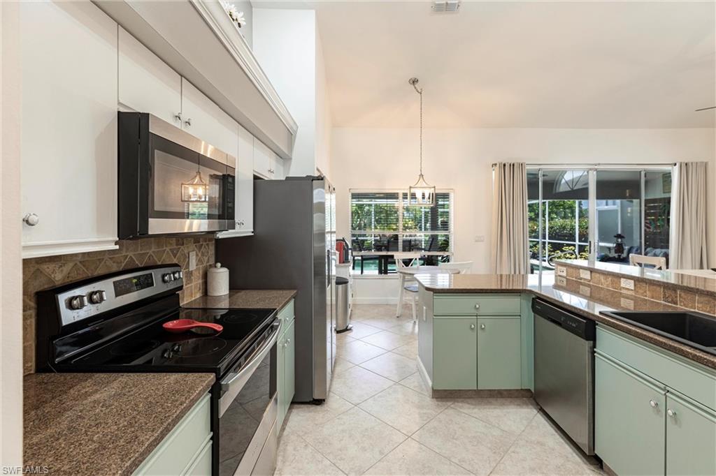 BERKSHIRE LAKES - Residential