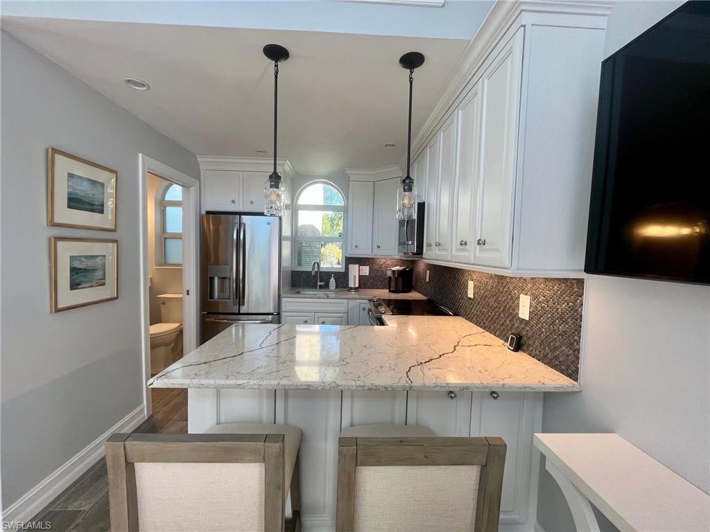 PELICAN LAKE RV RESORT - Land