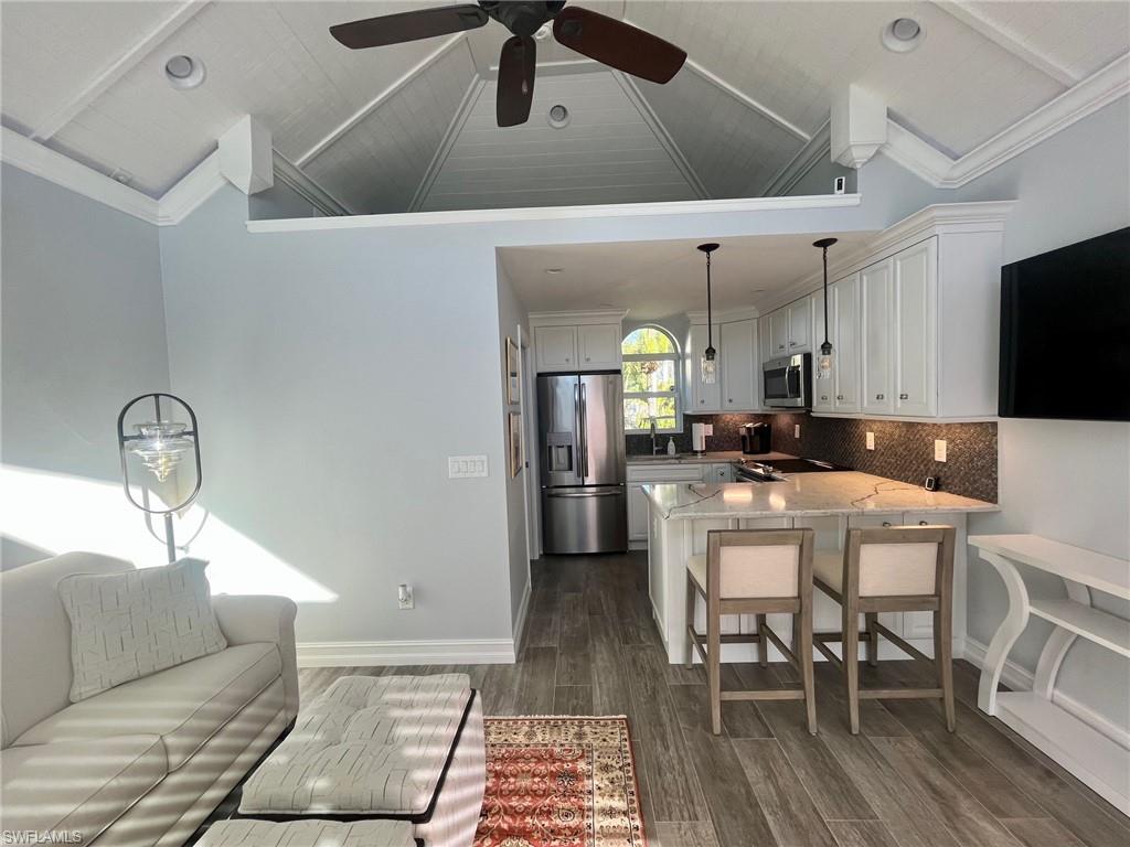 PELICAN LAKE RV RESORT - Land