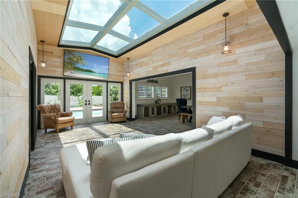 SUNSET COVE - Residential