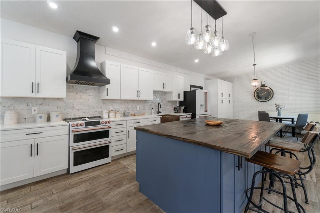 SUNSET COVE - Residential