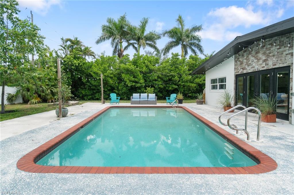 SUNSET COVE - Residential