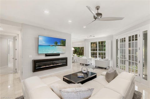 Photo of 173 Colonade CIR #1401, NAPLES, FL 34103 (MLS # 226030971)