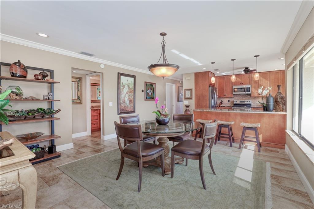 SEVEN LAKES - Residential