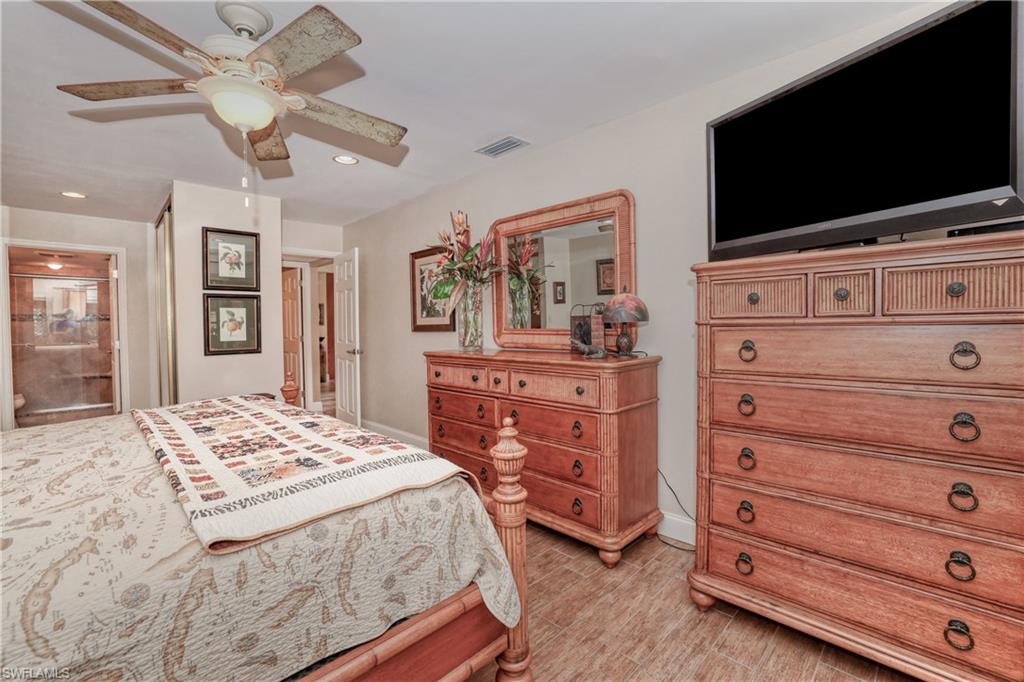 SEVEN LAKES - Residential