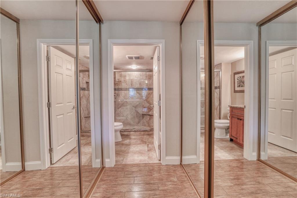 SEVEN LAKES - Residential