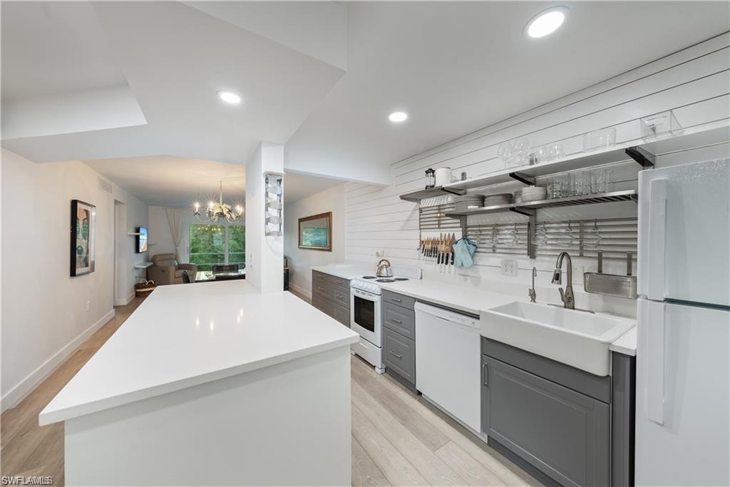 PARK TERRACE - Residential Lease