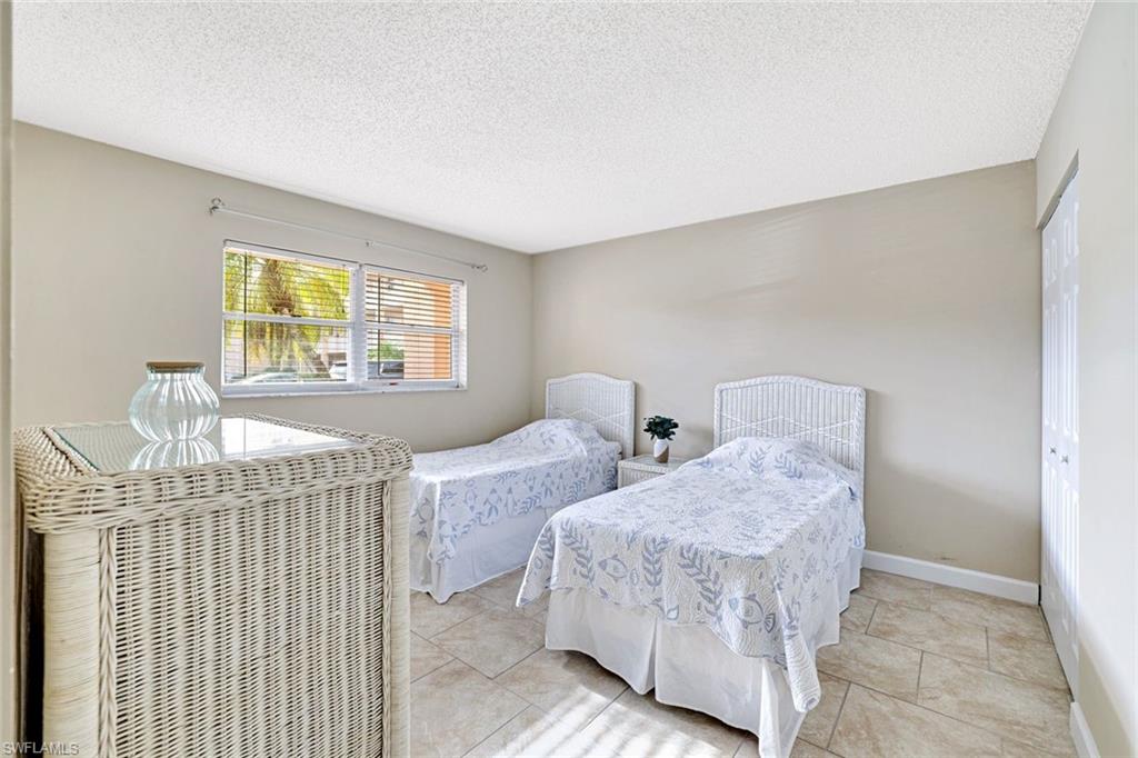 TURTLE LAKE GOLF COLONY - Residential