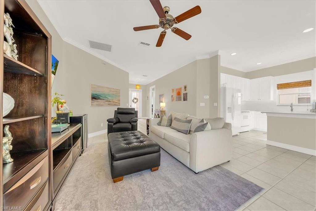 HIDDEN LAKES AT WOODS EDGE - Residential Lease