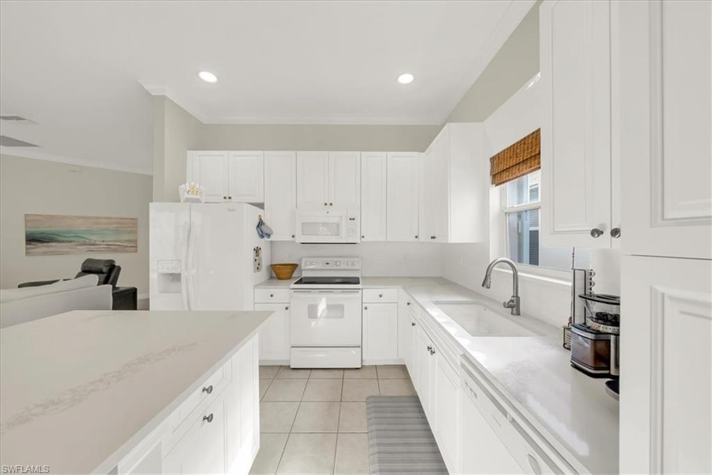 HIDDEN LAKES AT WOODS EDGE - Residential Lease