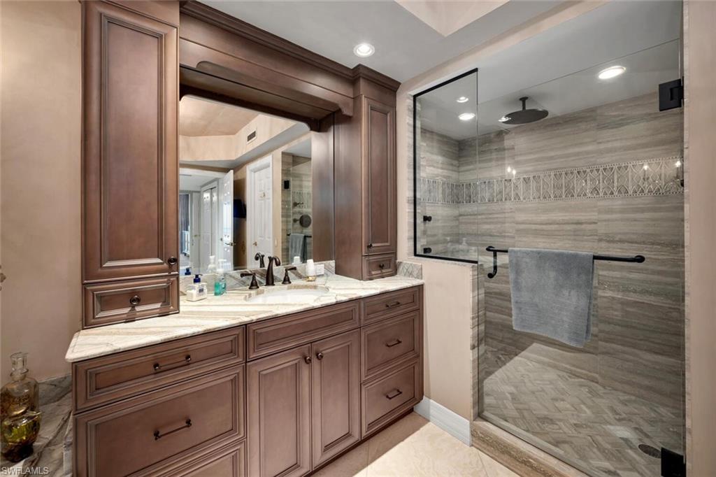 MONTENERO - Residential