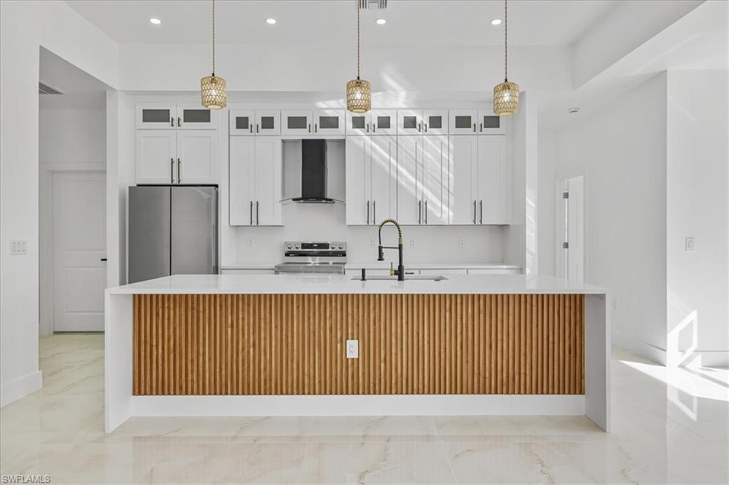 LEHIGH ACRES - Residential