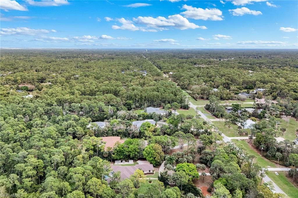 COLLIER WOODS - Residential