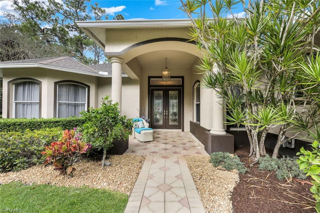 COLLIER WOODS - Residential