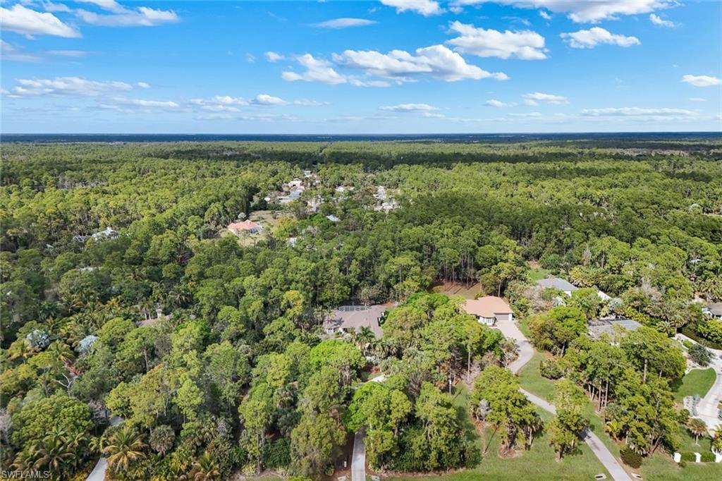 COLLIER WOODS - Residential